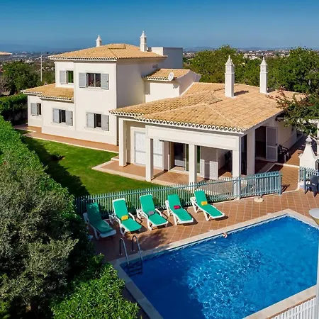 Villa Patroves *